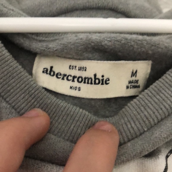 Sweater - Picture 3 of 3